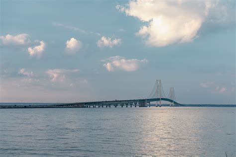 mackinac bridge traffic stats